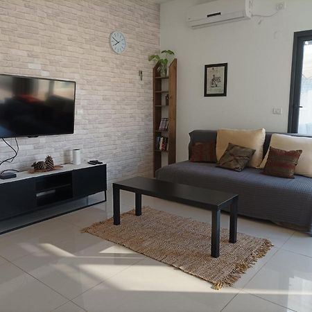 Ferienwohnung נוגה בגולן Qaşrīn Exterior foto