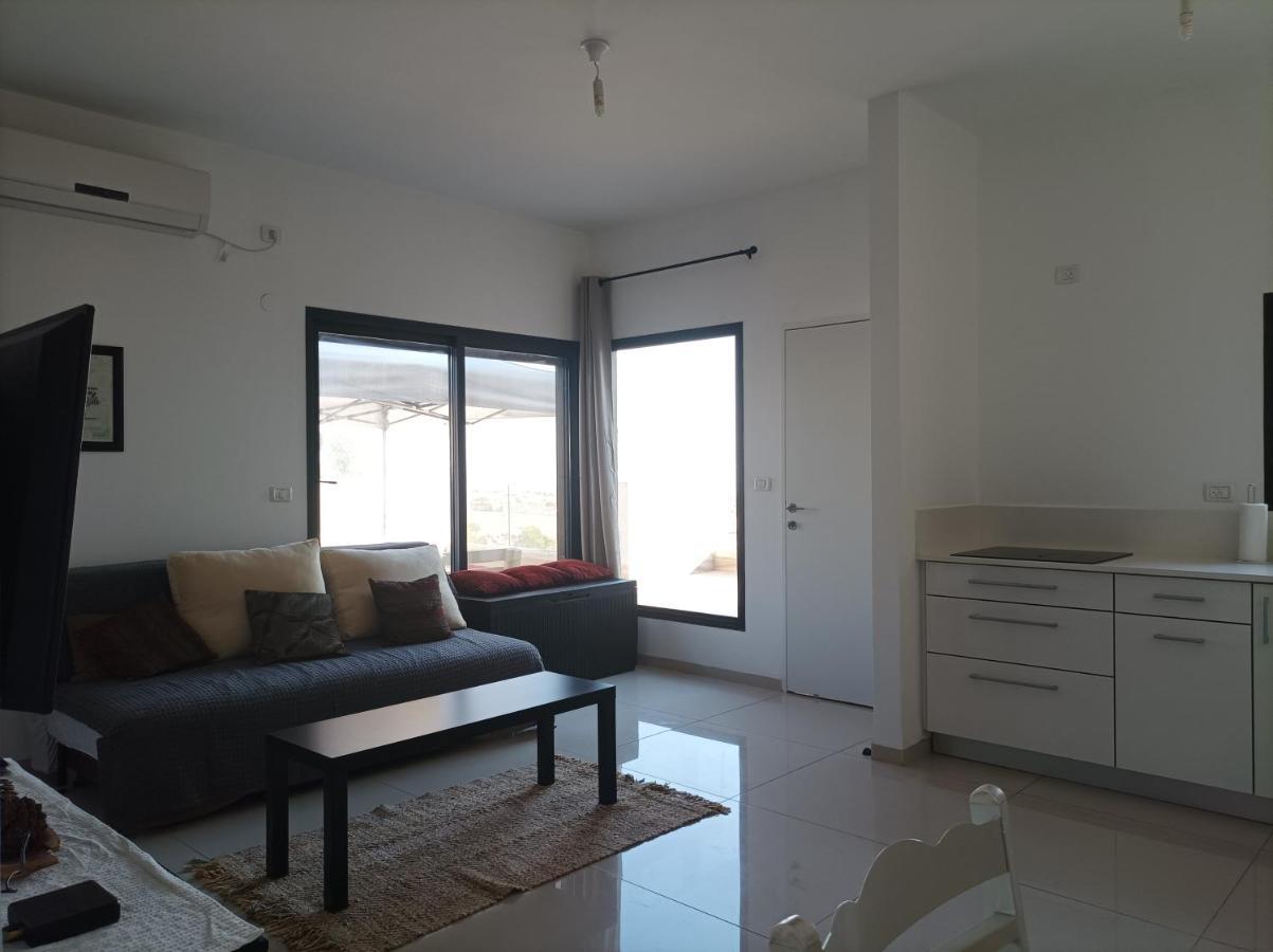 Ferienwohnung נוגה בגולן Qaşrīn Exterior foto