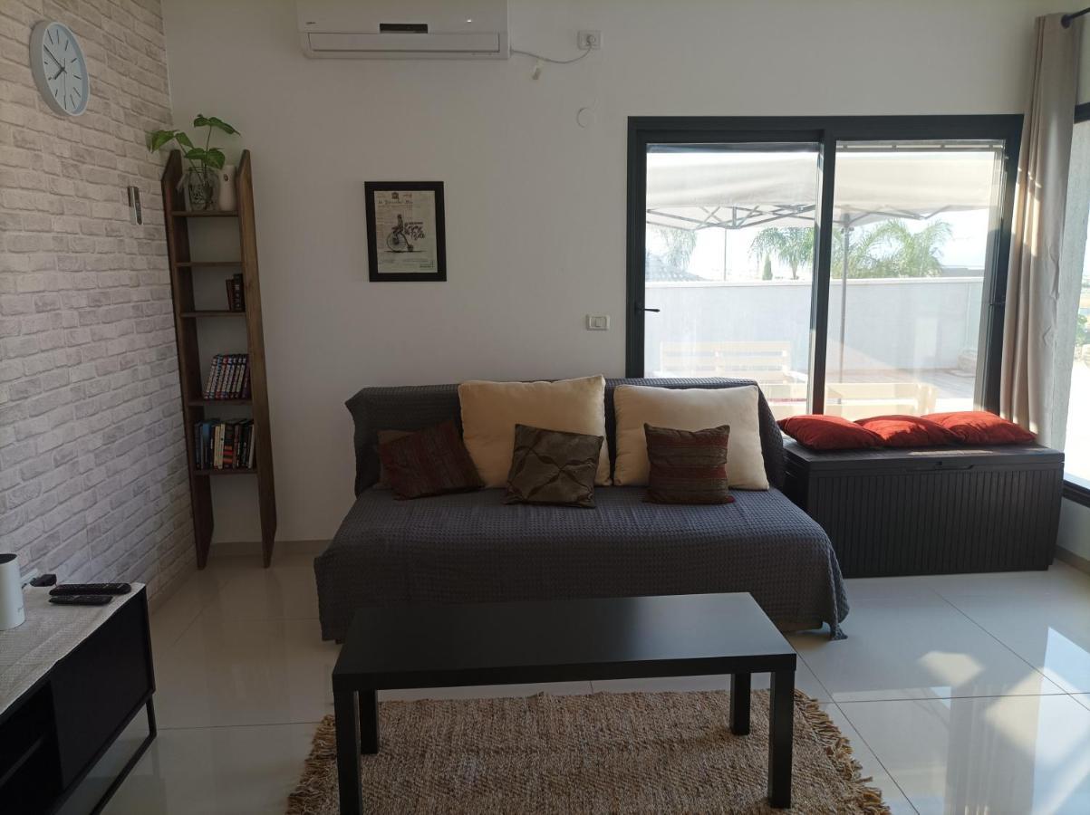 Ferienwohnung נוגה בגולן Qaşrīn Exterior foto