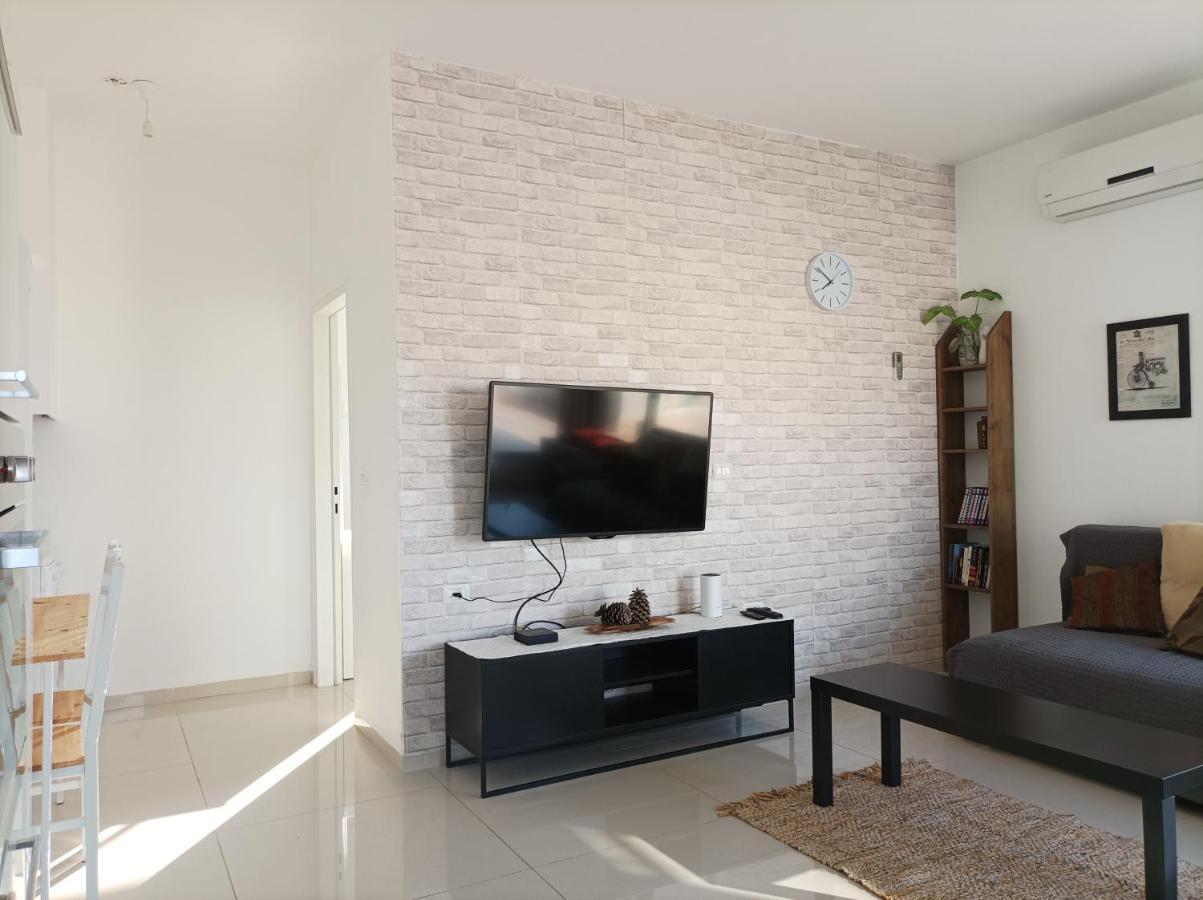 Ferienwohnung נוגה בגולן Qaşrīn Exterior foto